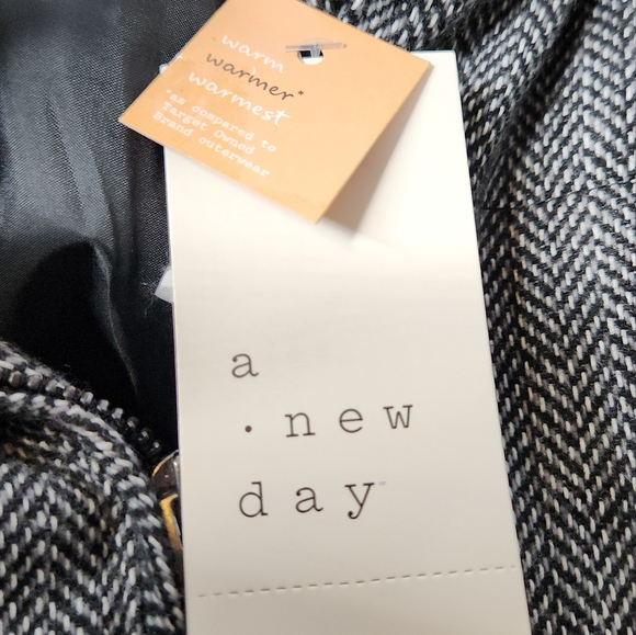 Universal Thread Gray Puffer Jacket - Picture 13 of 15